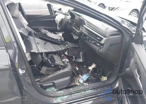 2025 Toyota Camry Se from USA, damaged, VIN 4T1DAACK7SU041072